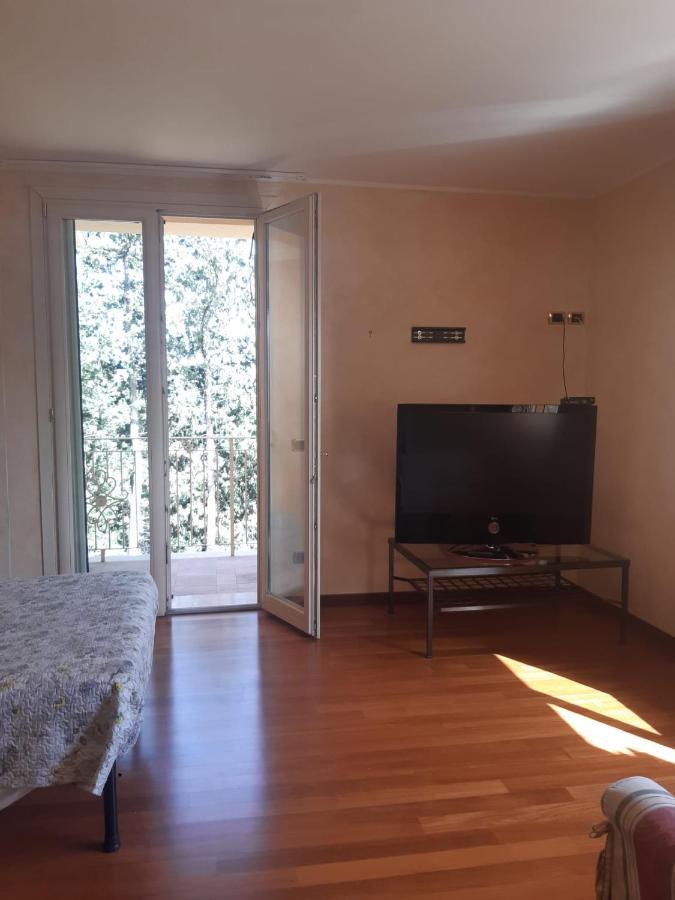 Parco Dei Gelsomini Bed & Breakfast Ascoli Piceno Ngoại thất bức ảnh