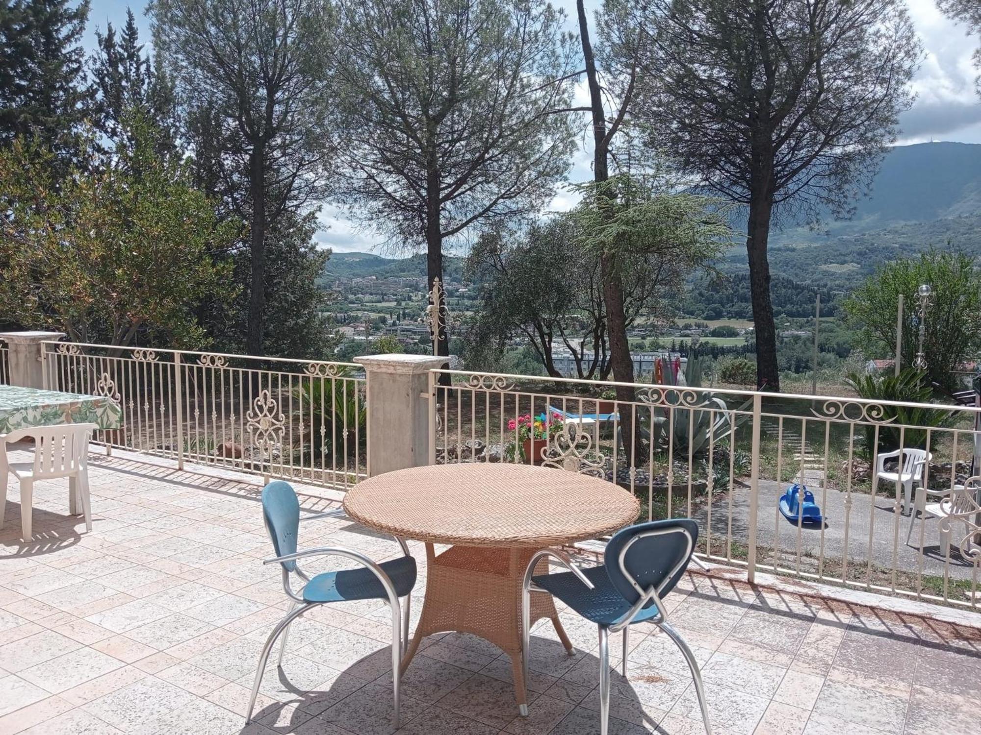 Parco Dei Gelsomini Bed & Breakfast Ascoli Piceno Ngoại thất bức ảnh